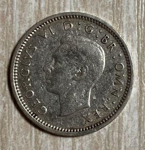 Монета Великобритания 3 пенса 1938 год. Георг VI. Серебро
