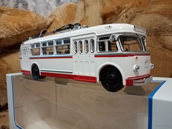 Троллейбус КТБ-4. Сова.