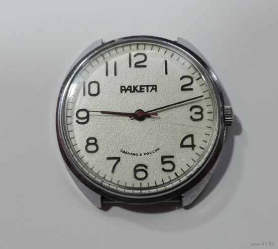 Часы мужские "Ракета" Россия. Исправные. Размер часов 4-4.2 см.