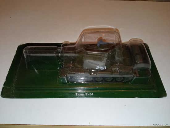 Русские танки 25 с моделью Т-54