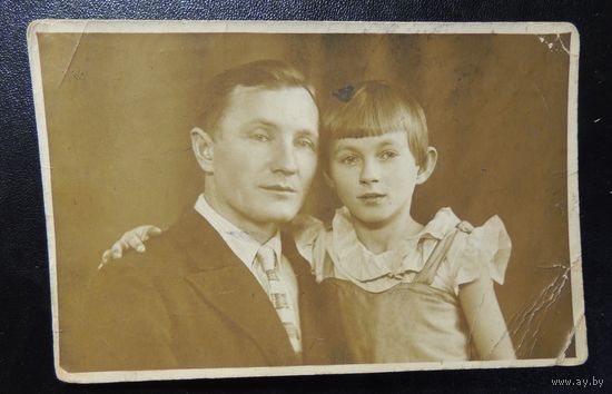 Отец и дочь, 1937 г. Ленинград