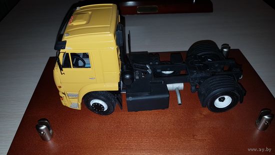 Камаз 5460 седельный тягач АРТИК. Масштаб 1:24