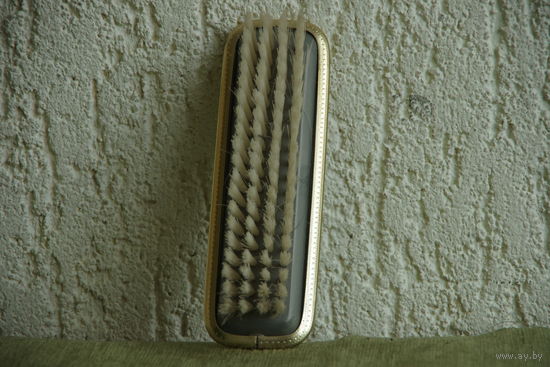 Щетка для одежды  15 см