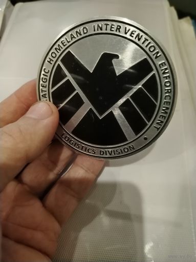 Креативная металлическая наклейка МАРВЕЛ