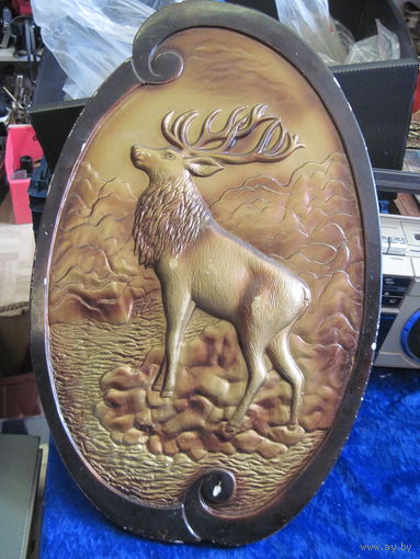 Панно Олень гипс 48х30 см.