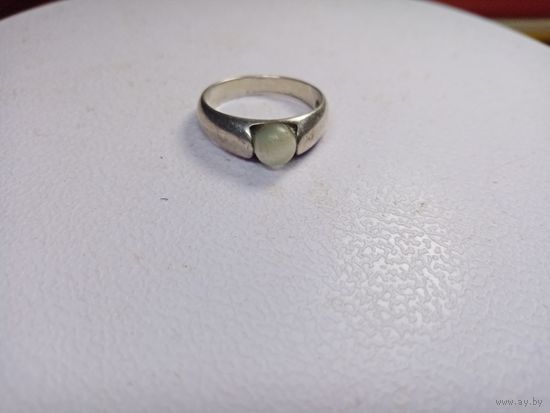 С рубля без мц. кольцо с белой вставкой на тонкий пальчик. 925пр. 1.6х1.7см. диам.