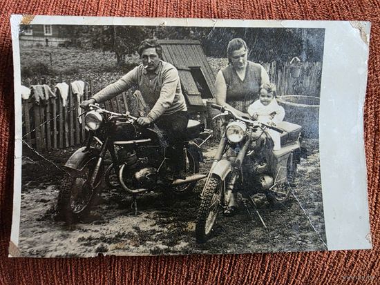 ФОТО. НА МОЦИКАХ.