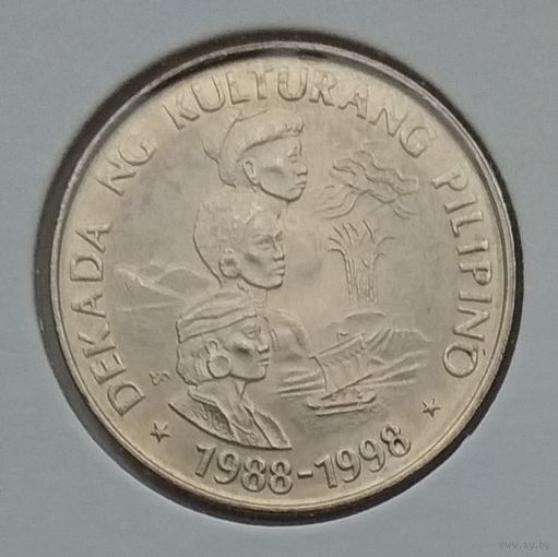 Филиппины 1 писо 1989 г. Десятилетие Филиппинской культуры 1988 - 1998. В холдере
