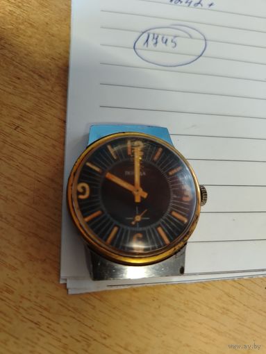 Часы победа