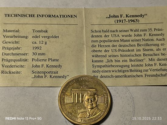 Памятная медаль Кеннеди в Берлине