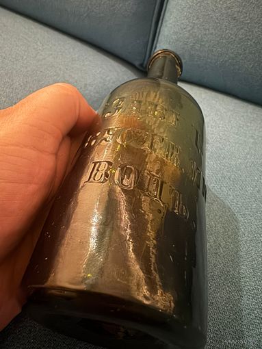 Бутылка завод. искуств. мин. водь Николай Ланин в Москве до 1917 года