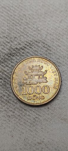 Вьетнам 1000 донг 2003