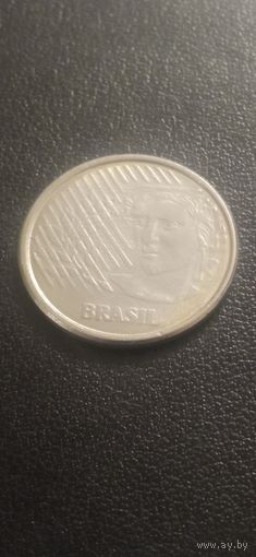 Бразилия 5 сентаво 1997г.