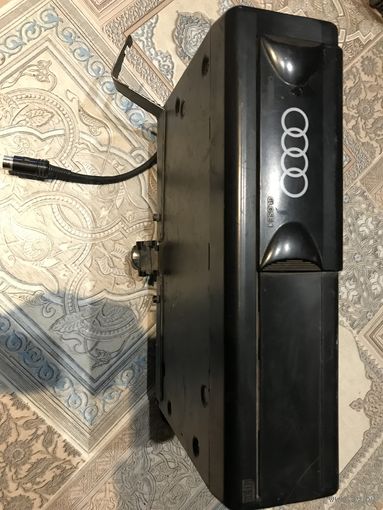 CD чейнджер Audi