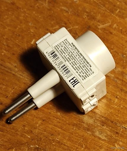 Тройник Козья ножка 10А, 230В с 1 рубля