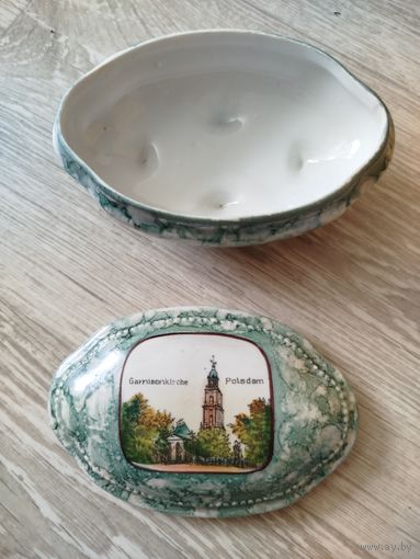 Старинная фарфоровая шкатулка,с рубля