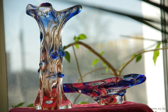 Ваза + пепельница  ( продается комплектом )   Чехословакия  ( все целое )