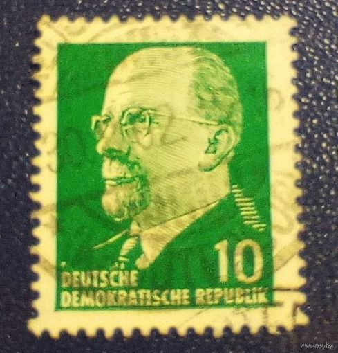 Марка ГДР 10