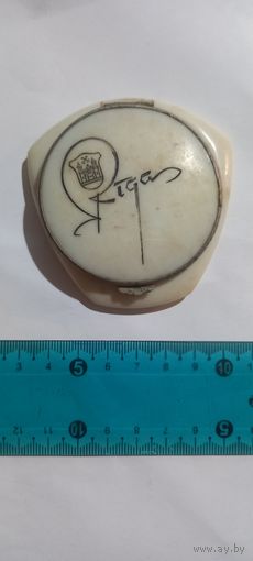 Зеркальце,пудреница.Рига.