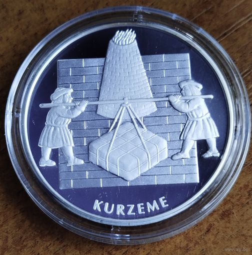 Латвия 1 лат 2003 Время и ценности - Курляндия. Серебро.