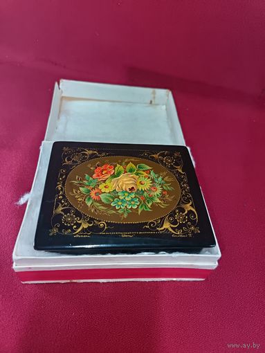 С рубля без мц. Шкатулка "Мстера", "Цветы" Сусловой Т., 10.5х13х4.2см