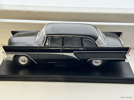 ГАЗ 13 "Чайка"   1:24 Hachette