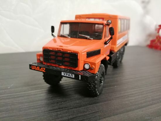 Урал 4322