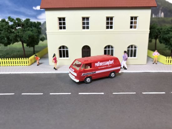 Volkswagen Transporter T3. Масштаб НО 1:87.