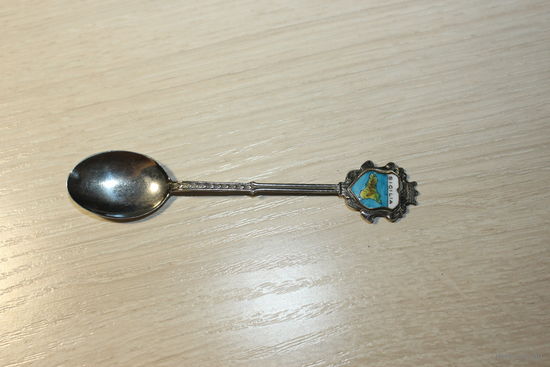 Коллекционная, кофейная ложечка, длина 10 см., клеймо.