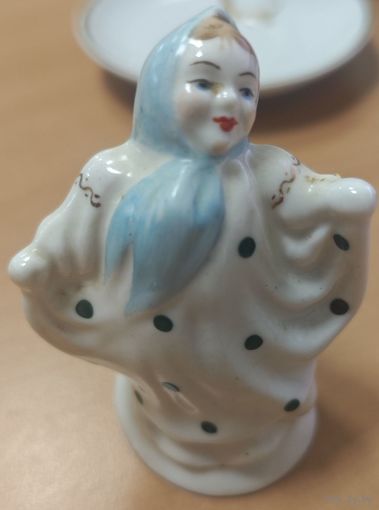 Фарфоровая статуэтка СССР, Плясунья. Мини
