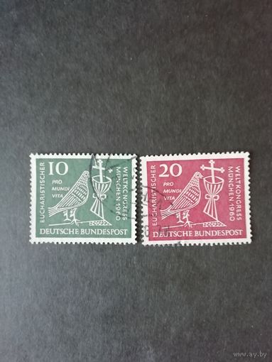 ФРГ 1960 Серия из двух марок "Евхаристическая Всемирная конференция в Мюнхене" (гашеные без клея) Mi.330-331 каталог 1.50 евро
