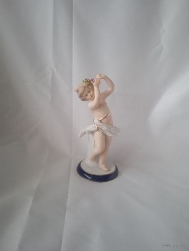 Путти с розой