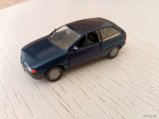 Opel Astra 1/43 Gama