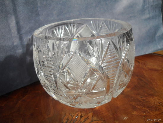 Вазочка,хрусталь.