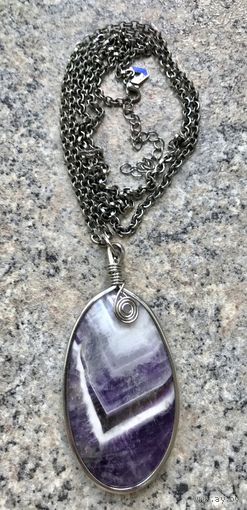 Кулон. Кулон на цепочке