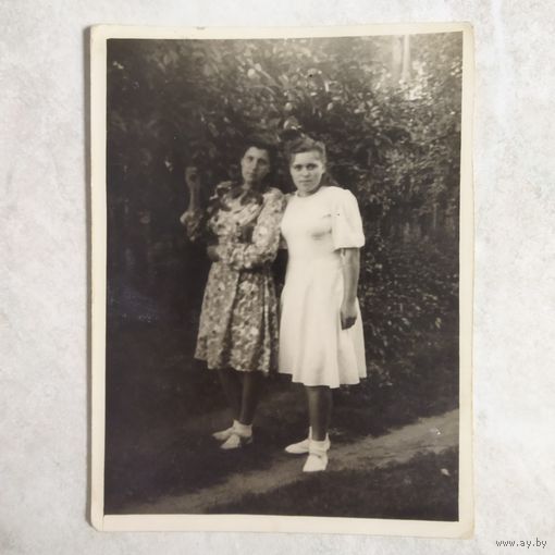 Фотография. История СССР в лицах. Подружки. Винтаж. Ретро. 1950 год.