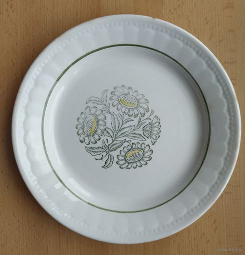 Тарелка Каменнобродский фаянсовый завод 60-70е гг