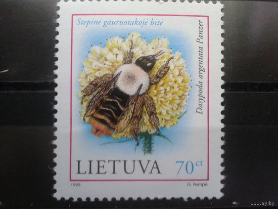 Литва 1999 Шмель**