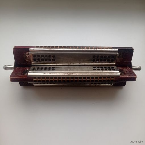 Редкая тремоло-губная гармошка M. Hohner Германия