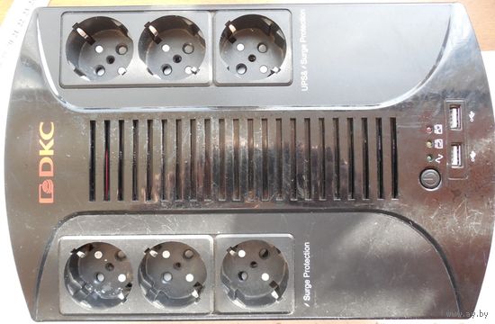 Бесперабойнік DKC 800ВА