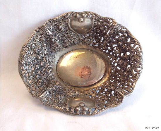 Конфетница Орешница 15 х 13 Серебрение 06