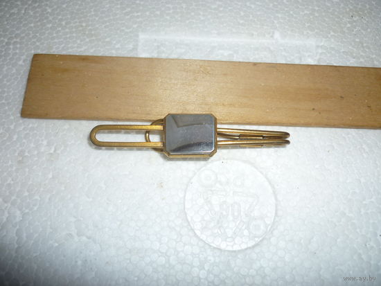 Зажим для галстука. Позолота. Натуральный камень. Клеймо РС5М. СССР