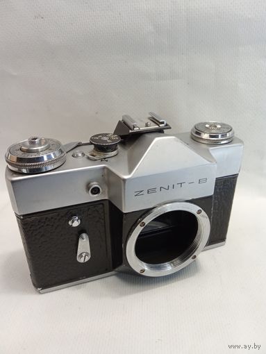 Фотоаппарат КМЗ Зенит В ранний