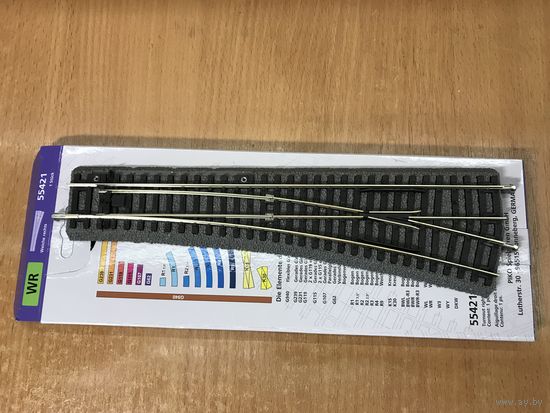 Стрелка правая на призме 55421 PIKO. Масштаб НО 1:87.