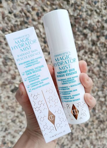 Полноразмерный увлажняющий мист для лица Charlotte Tilbury Magic Hydrator Mist 75 ml