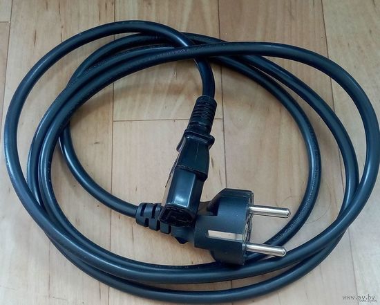 Кабель питания для системного блока. Длина: 1.50 м.