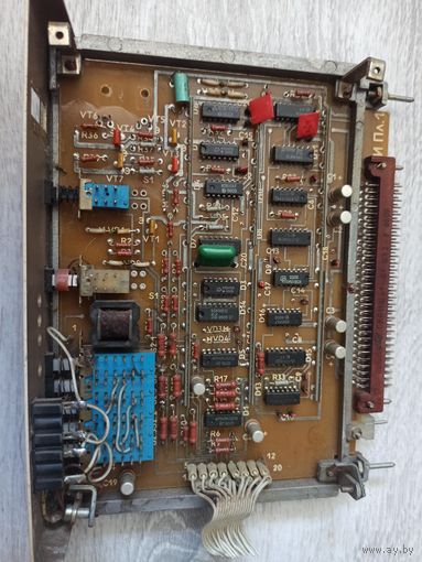 Плата с микросхемами