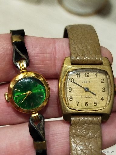 Двое женских часов заря и чайка,позолота ау,заря на ходу,с рубля