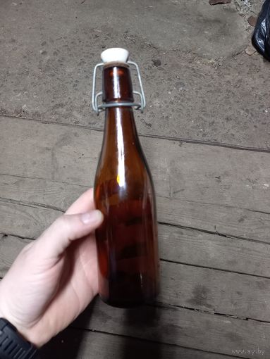Старинная пивная бутылка