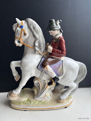 Большая статуэтка всадник фарфор Германия